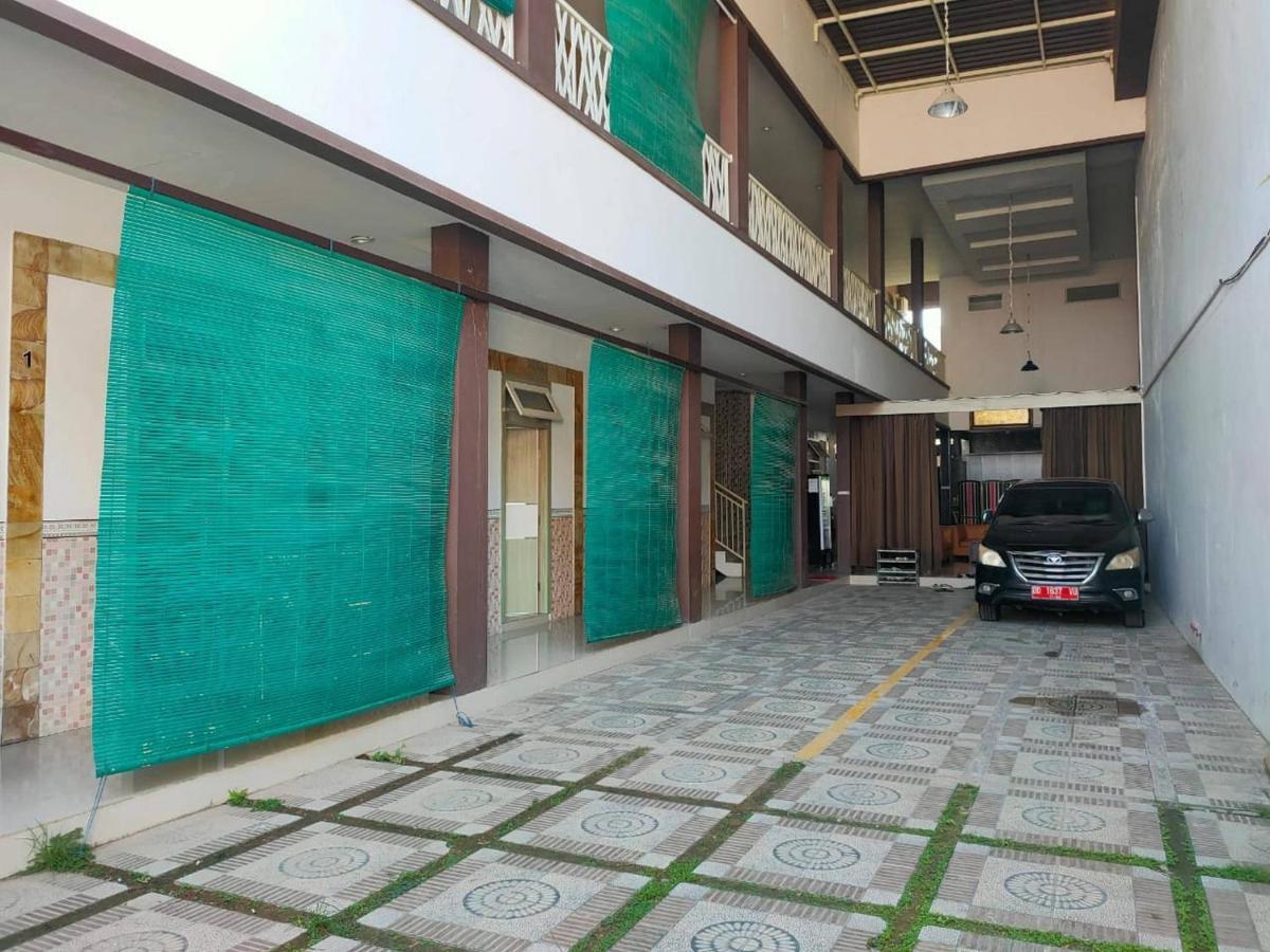 Spot On 92900 Kost 3 Kelor Syariah Hotel Luwuk Exterior photo